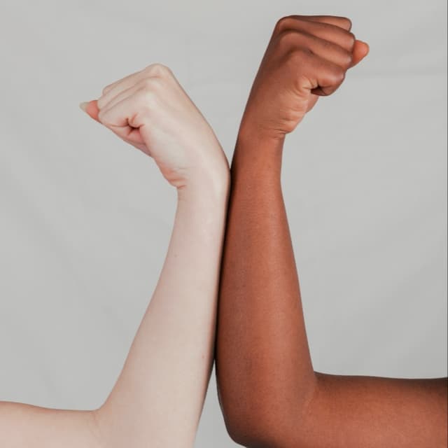 POST OP ARMS OR TIGHTS 20-PACK at Finer Beauty Spa in Bronx, NY